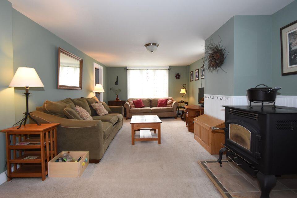 395 Webbs Mills Road Raymond, ME 04071 - Photo 3 of 13 20191021150449579639000000-o