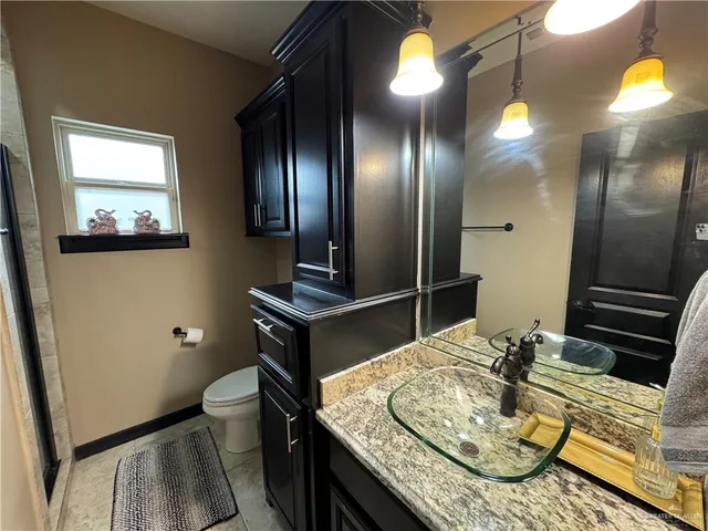 $2,600 | 2411 McLeod Avenue, Edinburg, TX 78539