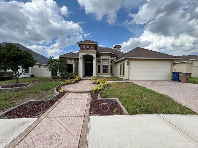 $2,600 | 2411 McLeod Avenue, Edinburg, TX 78539