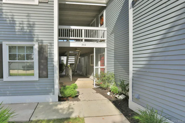 $319,999 | 302 Commons Way, Unit E, Fishkill, NY 12524