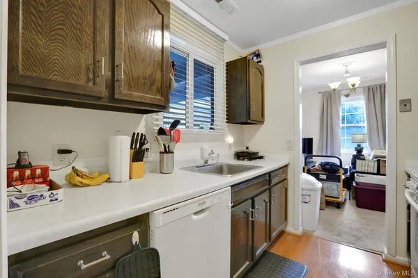 $310,000 | 302 Commons Way, Unit E, Fishkill, NY 12524