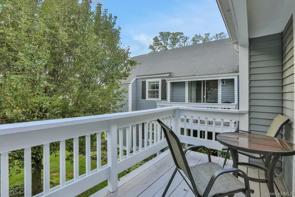 $310,000 | 302 Commons Way, Unit E, Fishkill, NY 12524