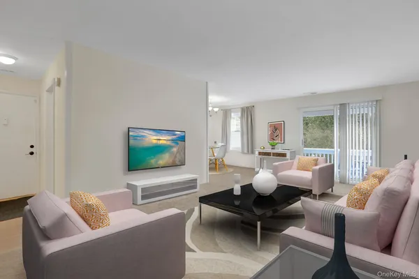 $310,000 | 302 Commons Way, Unit E, Fishkill, NY 12524