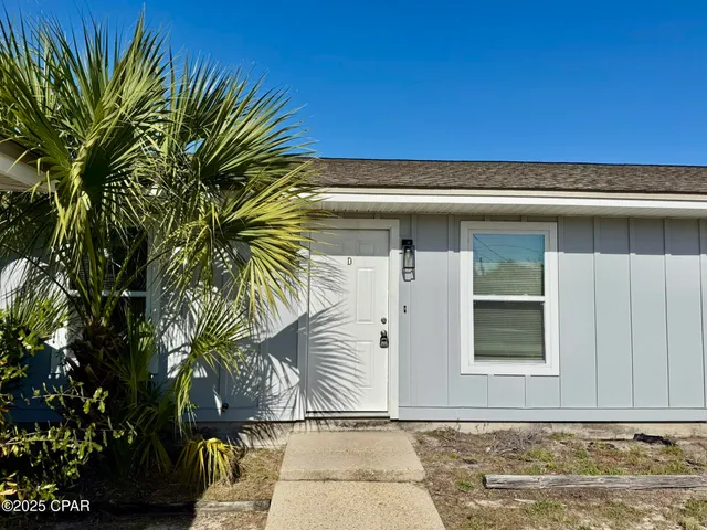 $1,025 | 1501 Chestnut Avenue, Unit D, Panama City, FL 32401