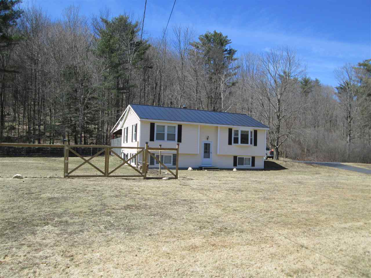 314 Meriden Road Lebanon, NH 03766 - Photo 4 of 16