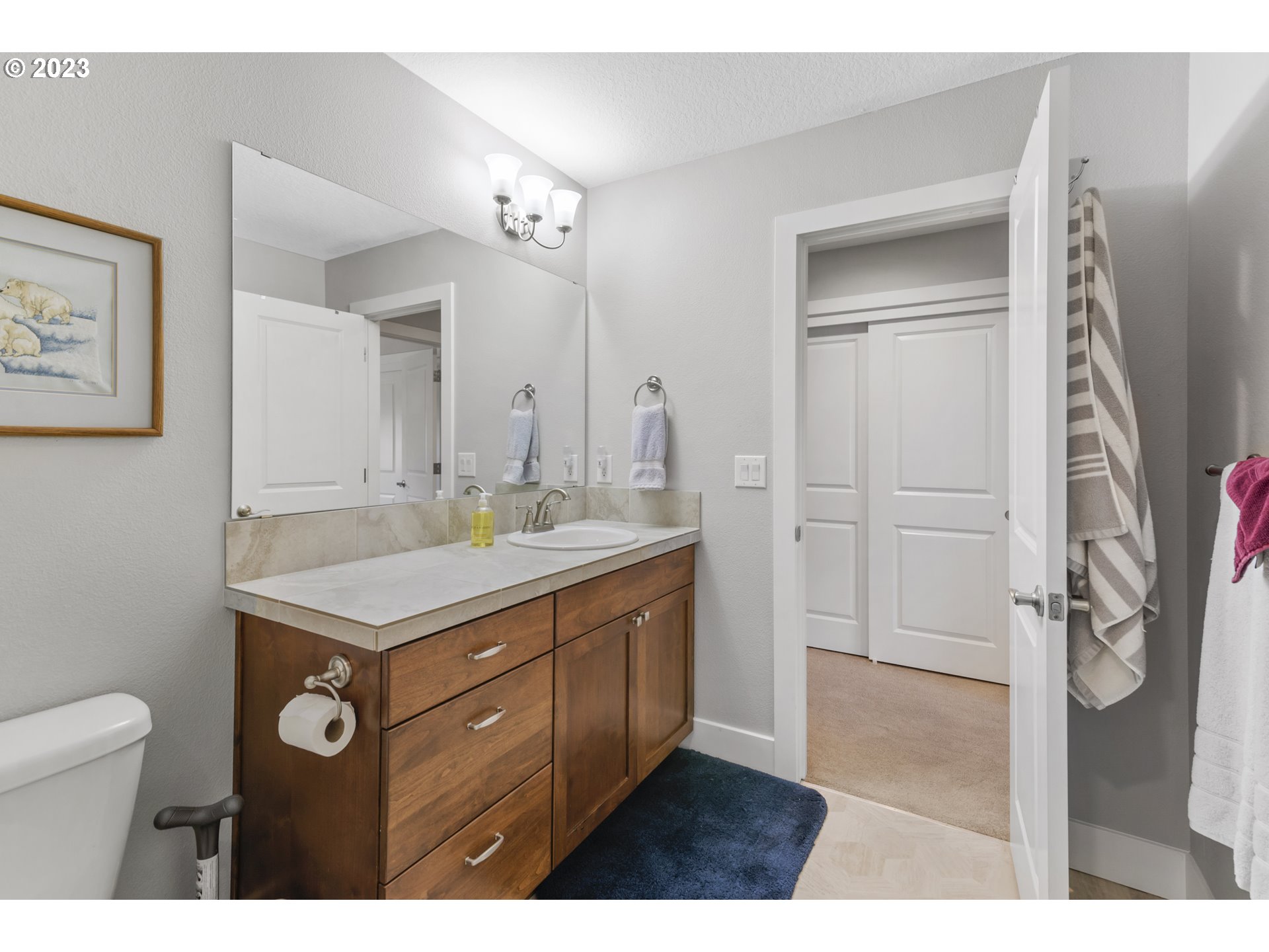 1667 South 51st Place Ridgefield, WA 98642 - Photo 25 of 34 Attached Bathroom