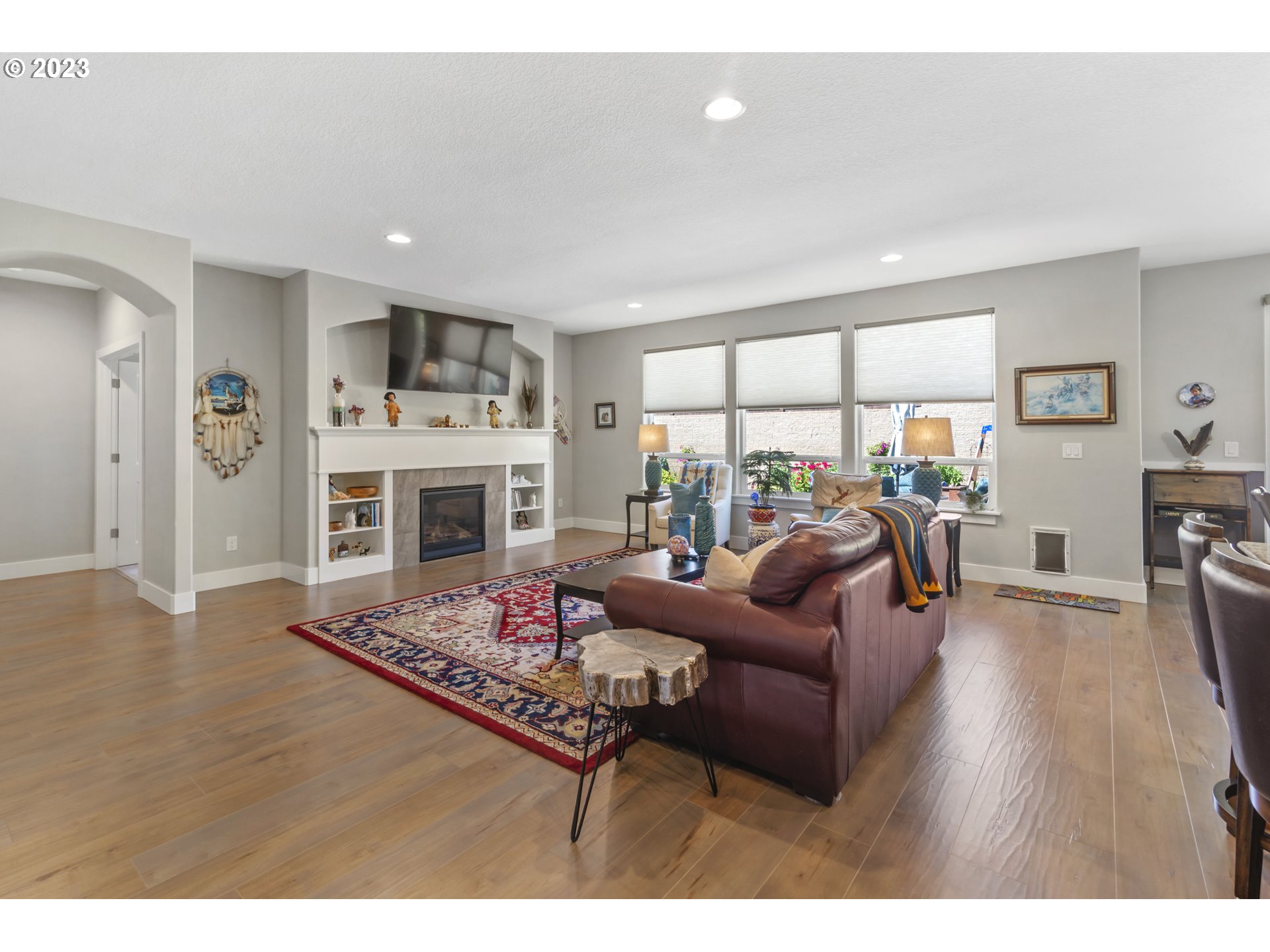 1667 South 51st Place Ridgefield, WA 98642 - Photo 4 of 34 Living Room