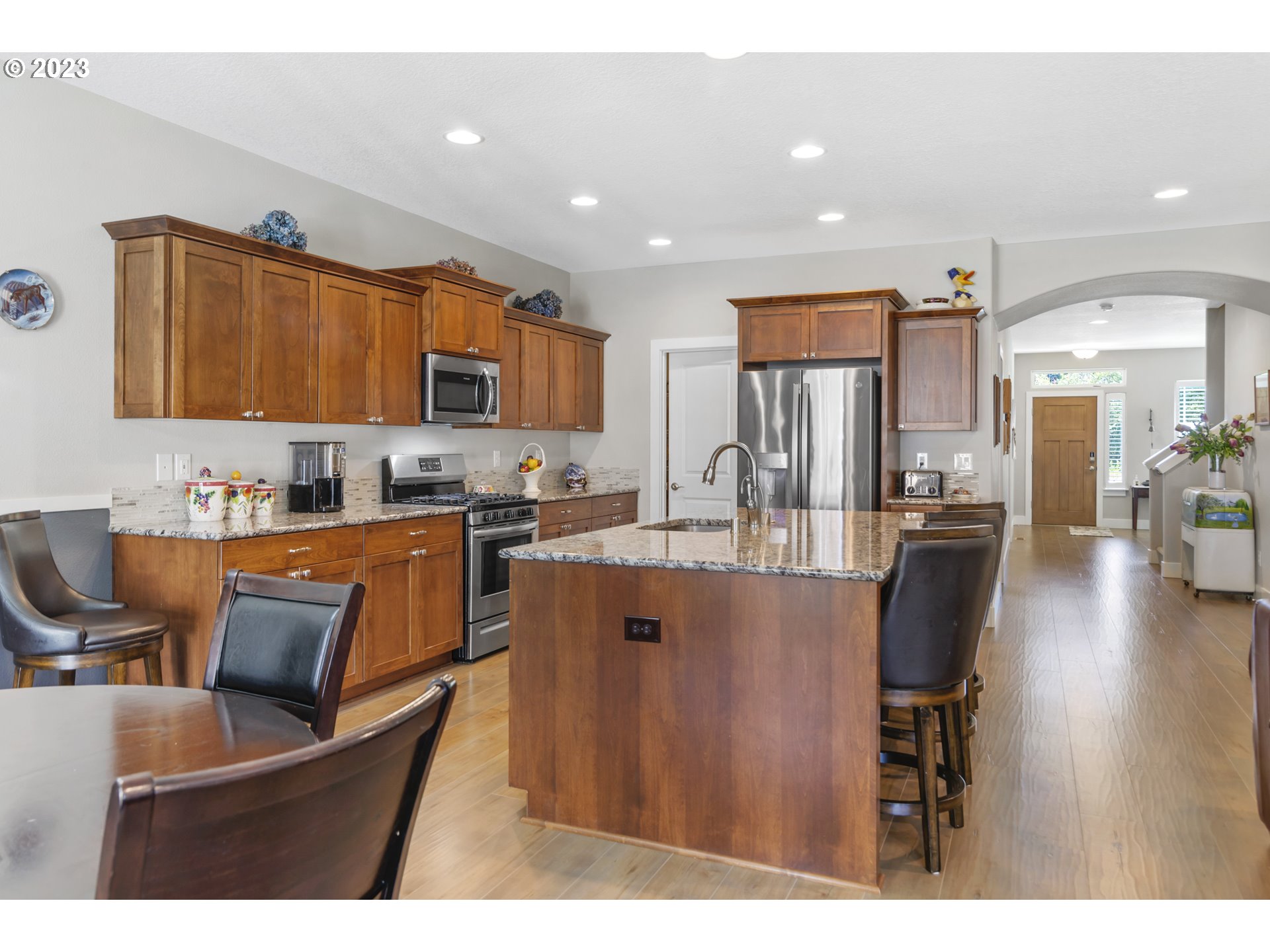 1667 South 51st Place Ridgefield, WA 98642 - Photo 8 of 34 Kitchen/Dining Room