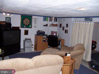 269 Ewingville Road Ewing, NJ 08638 - Photo 5 of 6 Gallery Image 5