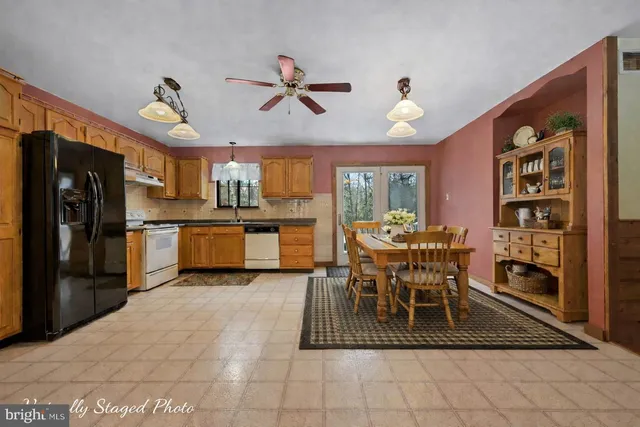 $749,900 | 12820 Porters Landing Road, Greensboro, MD 21639