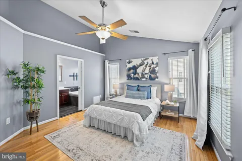 $810,000 | 5101 Gardner Drive, Alexandria, VA 22304