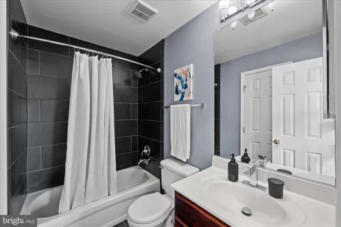 $810,000 | 5101 Gardner Drive, Alexandria, VA 22304