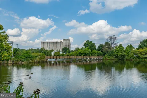 $810,000 | 5101 Gardner Drive, Alexandria, VA 22304