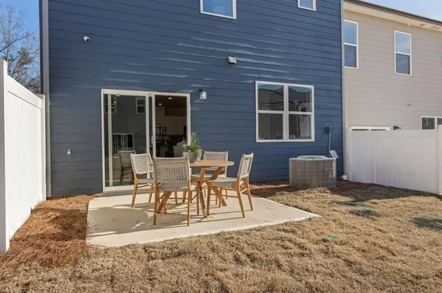 $2,050 | 5109 Sidney Square Drive, Flowery Branch, GA 30542