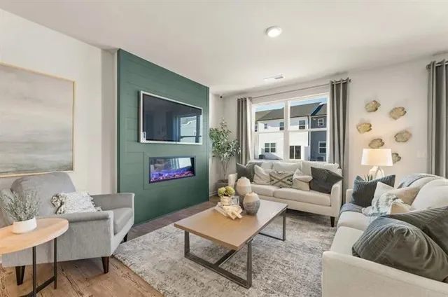 $2,050 | 5109 Sidney Square Drive, Flowery Branch, GA 30542