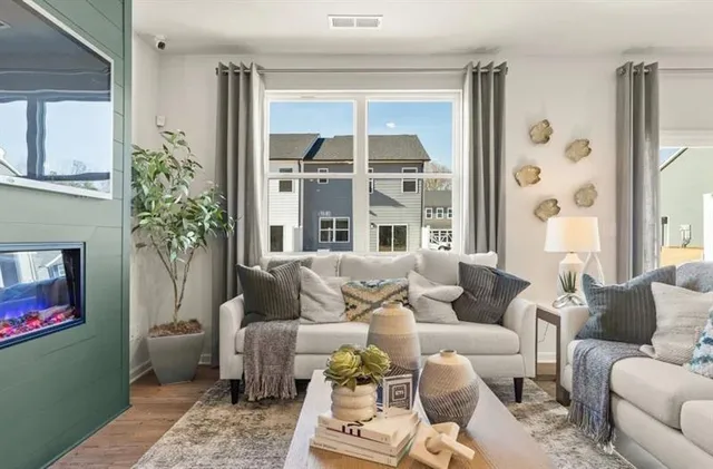 $2,050 | 5109 Sidney Square Drive, Flowery Branch, GA 30542