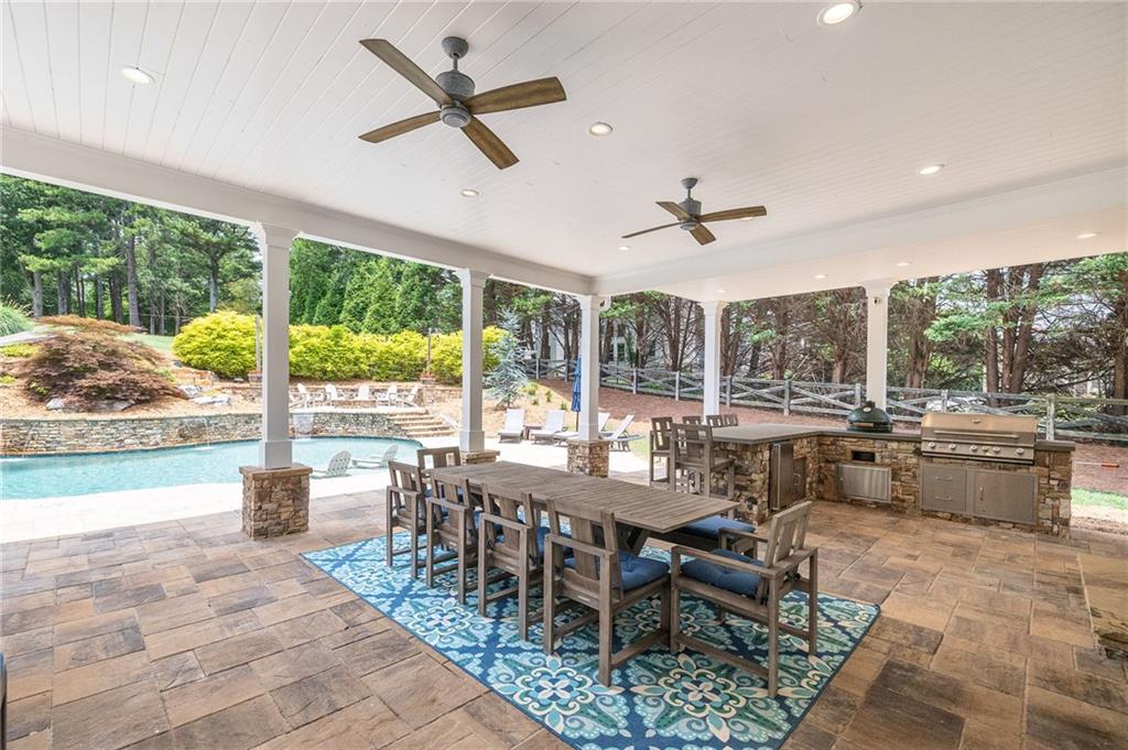 10685 Parsons Road Johns Creek, GA 30097 - Photo 12 of 67