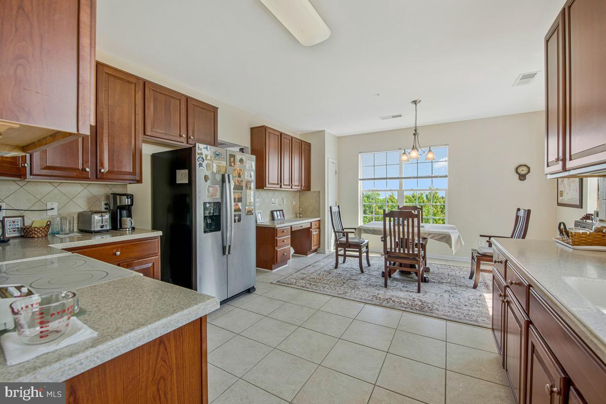 7335 Brookview Road, Unit 303 Elkridge, MD 21075 - Photo 12 of 50 Kitchen Area
