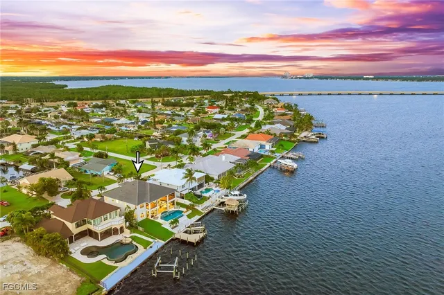 a view of outdoor space an ocean view