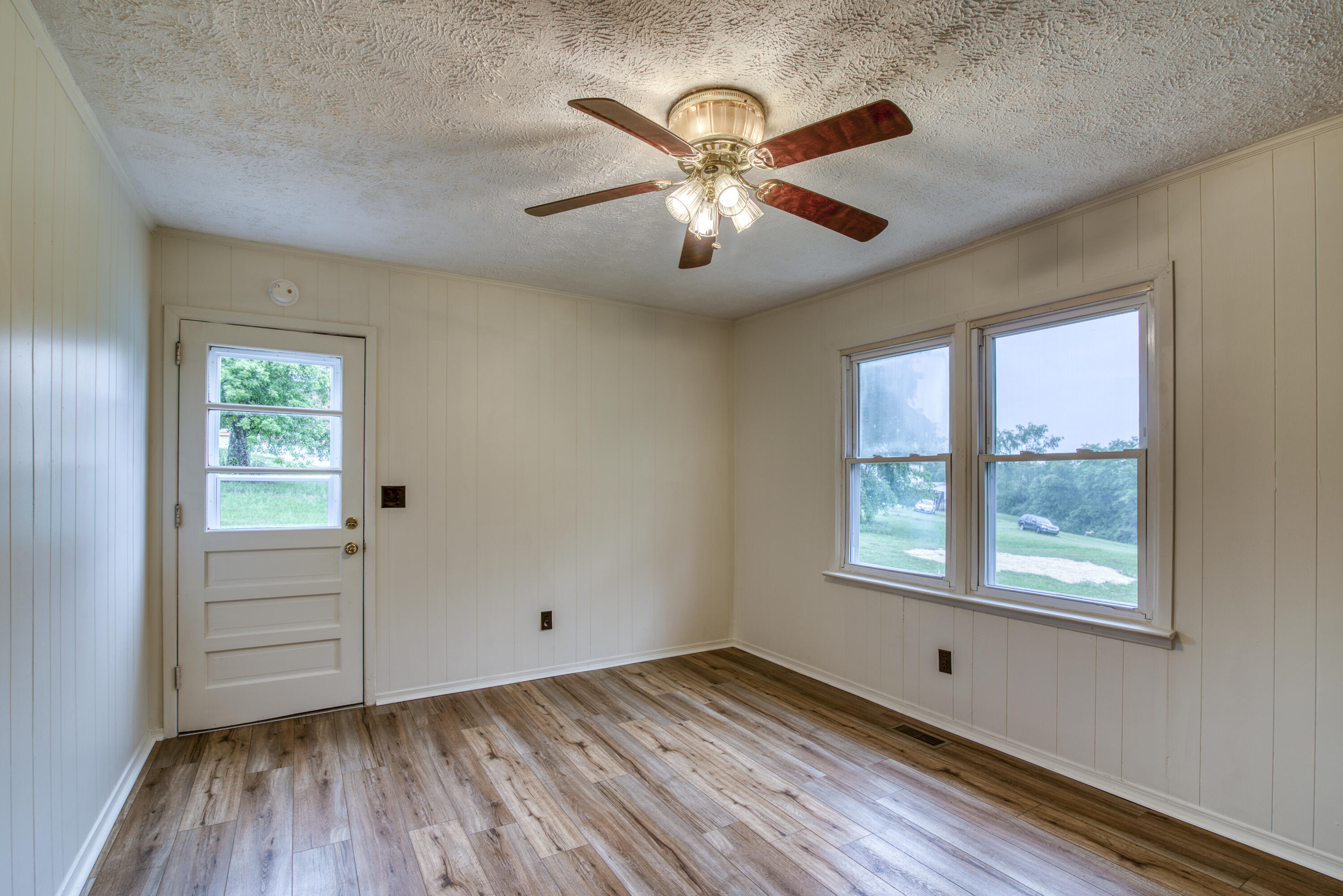 19504 Astor Road Abingdon, VA 24210 - Photo 6 of 18 19504-Astor-Bristol-VA Matt-Smith-Realty