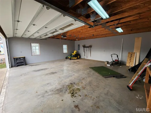 $385,000 | 1306 South Home Street, Palmyra, MO 63461