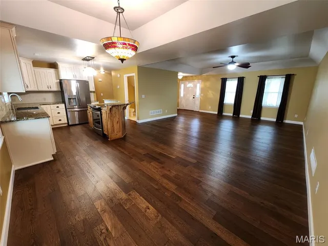 $385,000 | 1306 South Home Street, Palmyra, MO 63461