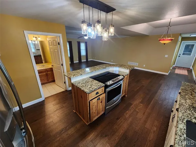 $385,000 | 1306 South Home Street, Palmyra, MO 63461