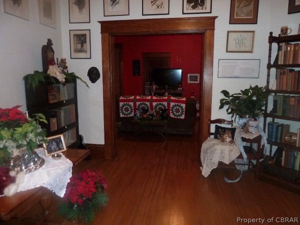 328 Main Street Reedville, VA 22539 - Photo 4 of 20