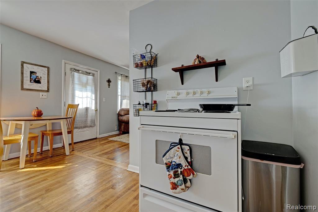 6392 Mitchell Road Palmyra, MI 49268 - Photo 11 of 52 Gallery Image 11