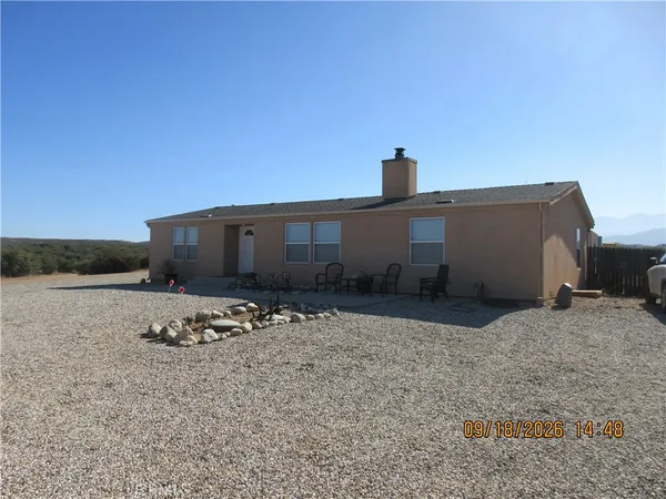 $2,000 | 7700 Ranchero, Phelan, CA 92371