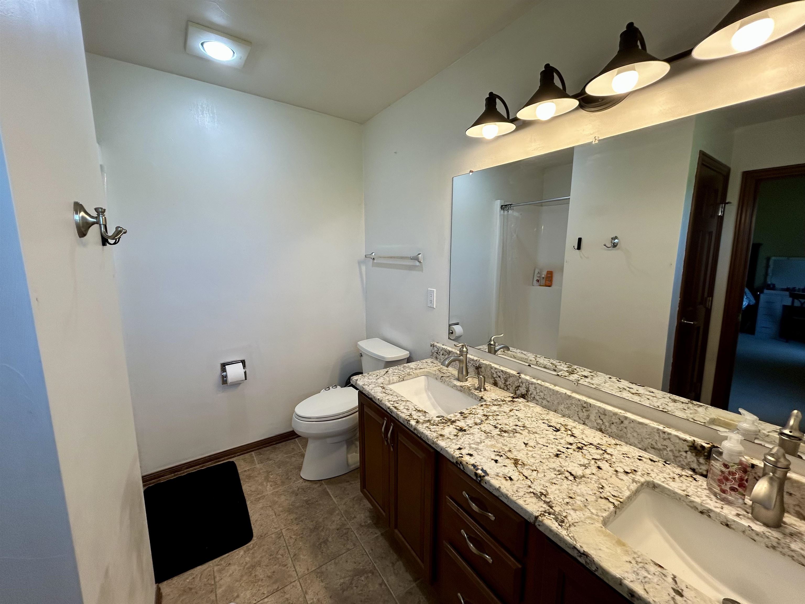 2680 Sussex Road Green Bay, WI 54311 - Photo 22 of 40