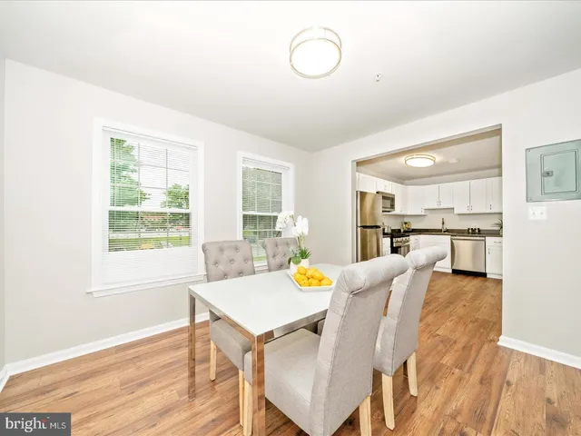 $1,849 | 824 Quince Orchard Boulevard, Unit 824202, Gaithersburg, MD 20878