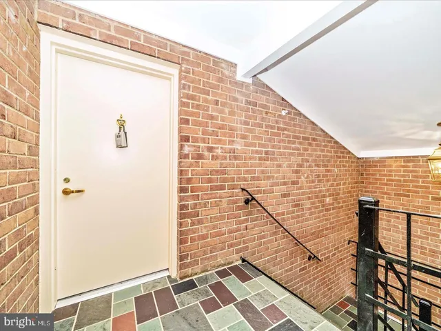 $1,849 | 824 Quince Orchard Boulevard, Unit 824202, Gaithersburg, MD 20878