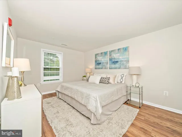 $1,849 | 824 Quince Orchard Boulevard, Unit 824202, Gaithersburg, MD 20878