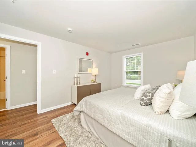 $1,849 | 824 Quince Orchard Boulevard, Unit 824202, Gaithersburg, MD 20878