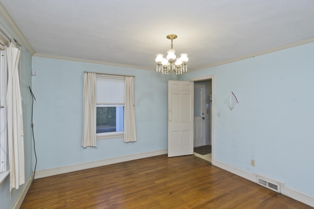 57 Cooley Drive Longmeadow, MA 01106 - Photo 10 of 32