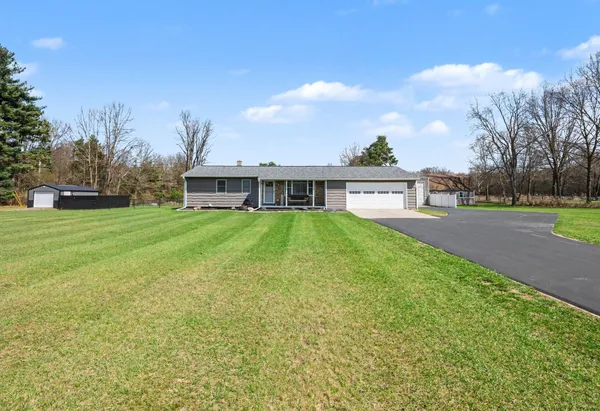 $295,000 | 63253 30th Street, Lawton, MI 49065