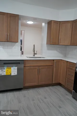 $289,999 | 802 West Barre Street, Baltimore, MD 21230