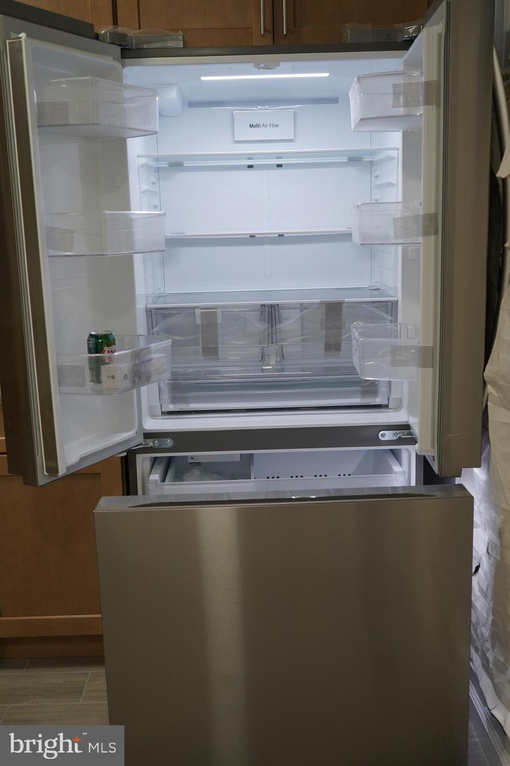 802 West Barre Street Baltimore, MD 21230 - Photo 20 of 72 Refrigerator