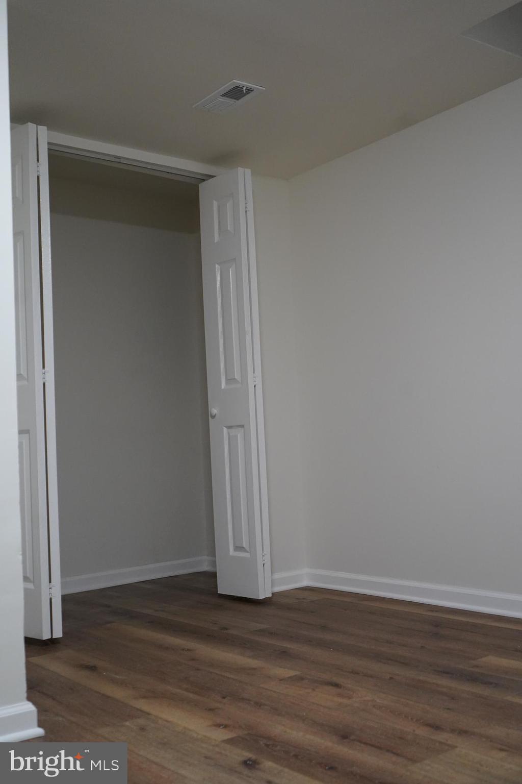 802 West Barre Street Baltimore, MD 21230 - Photo 51 of 72 a view of wooden floor