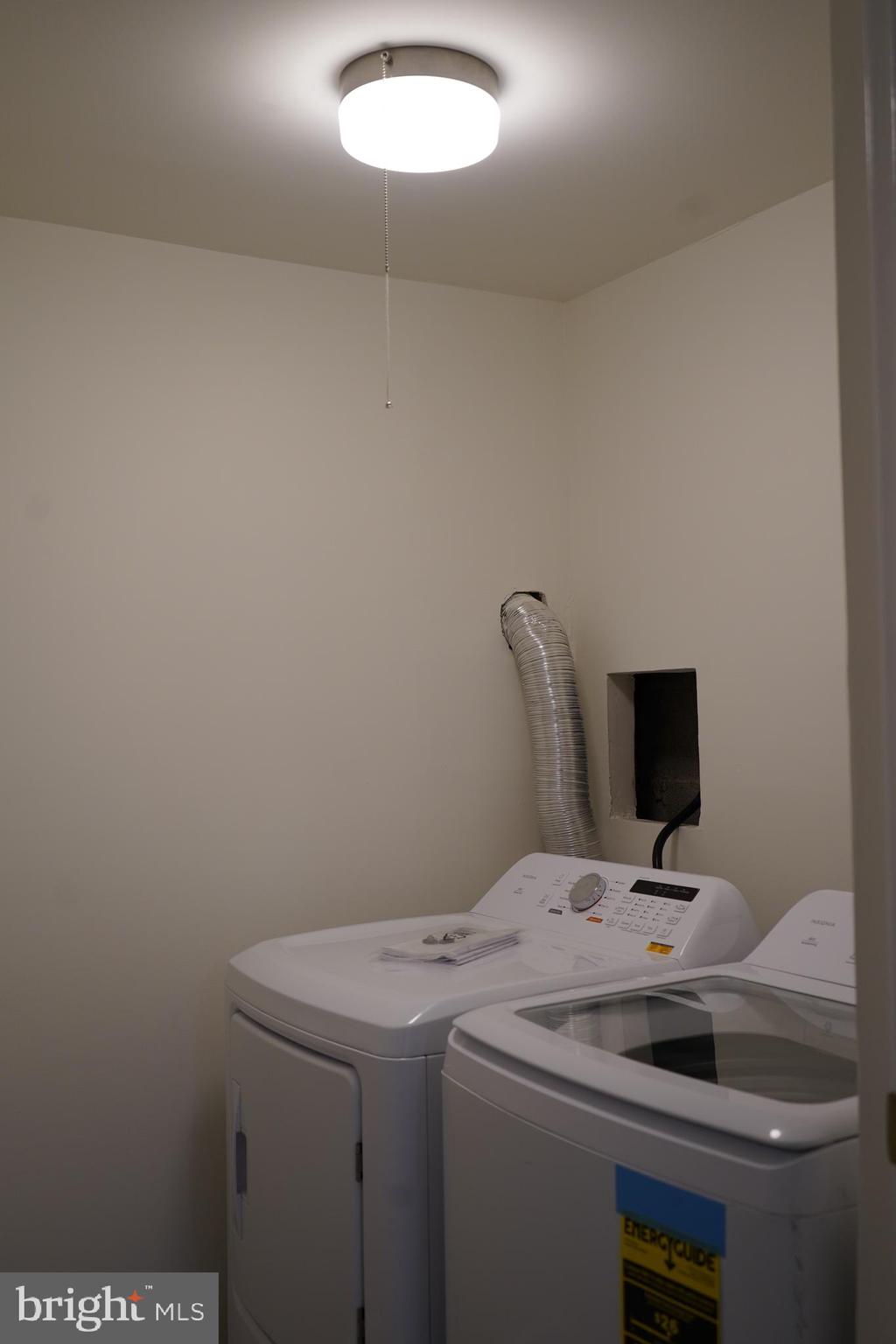 802 West Barre Street Baltimore, MD 21230 - Photo 58 of 72 a bathroom with a sink and a vanity