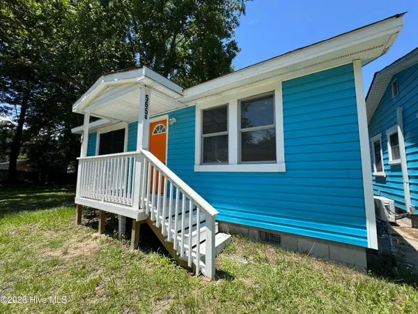 $1,700 | 565 Manly Avenue, Unit B, Wilmington, NC 28405