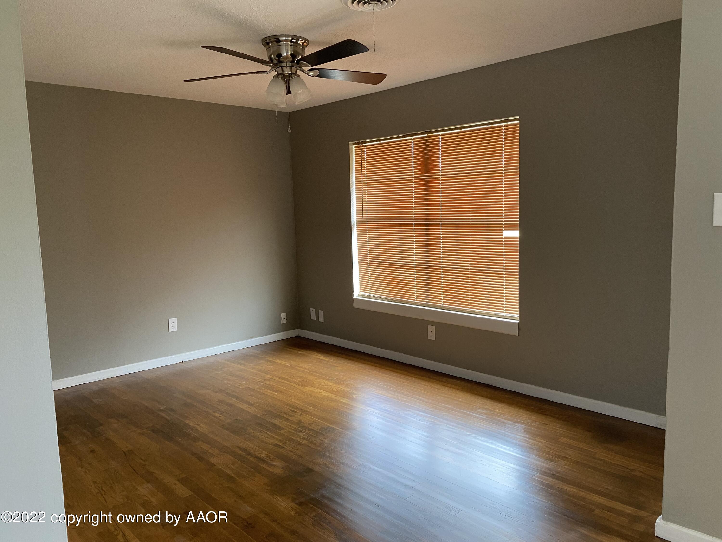 4609 South Ong Street Amarillo, TX 79110 - Photo 2 of 7 IMG_9913