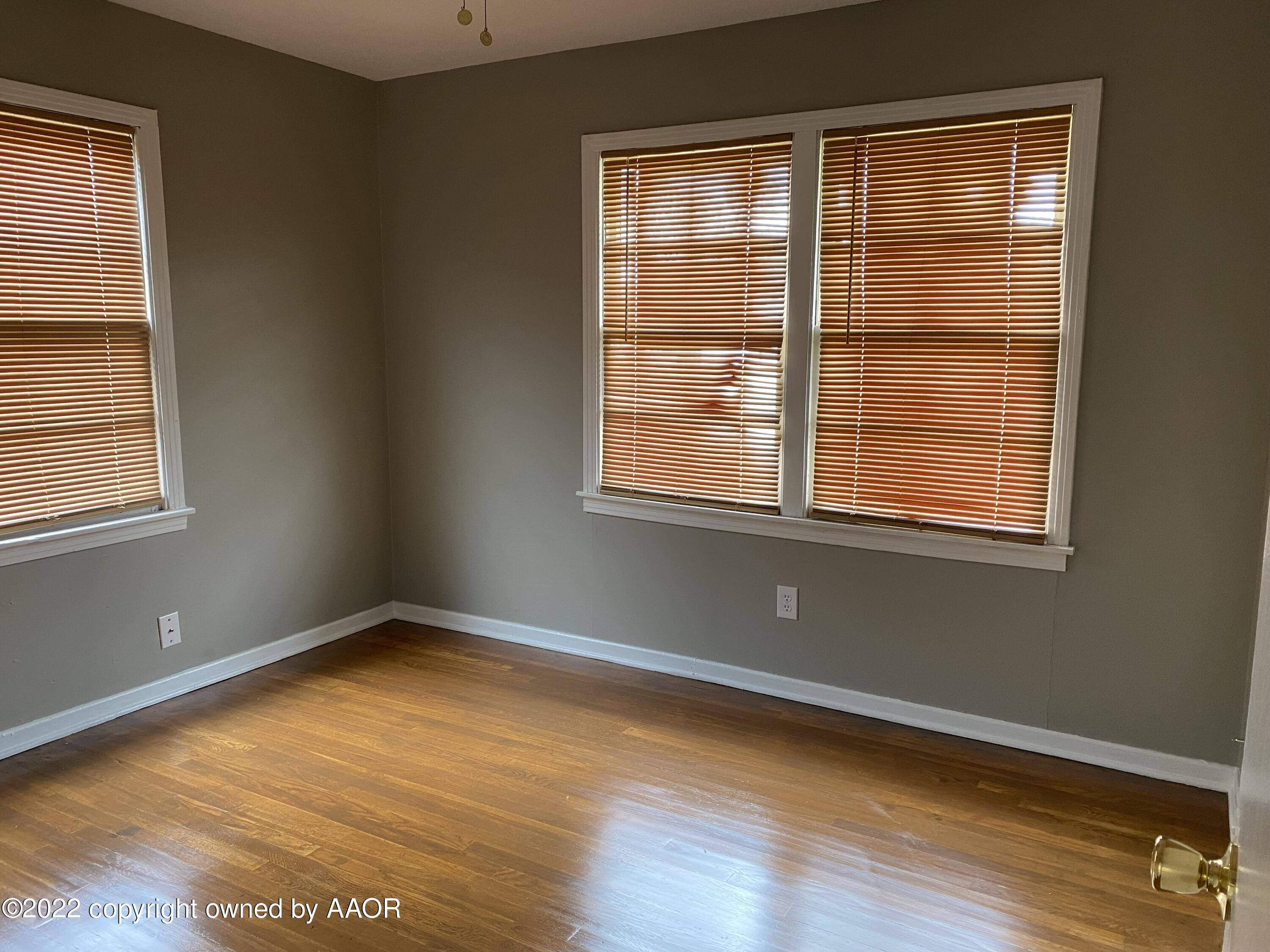 4609 South Ong Street Amarillo, TX 79110 - Photo 4 of 7 IMG_9915