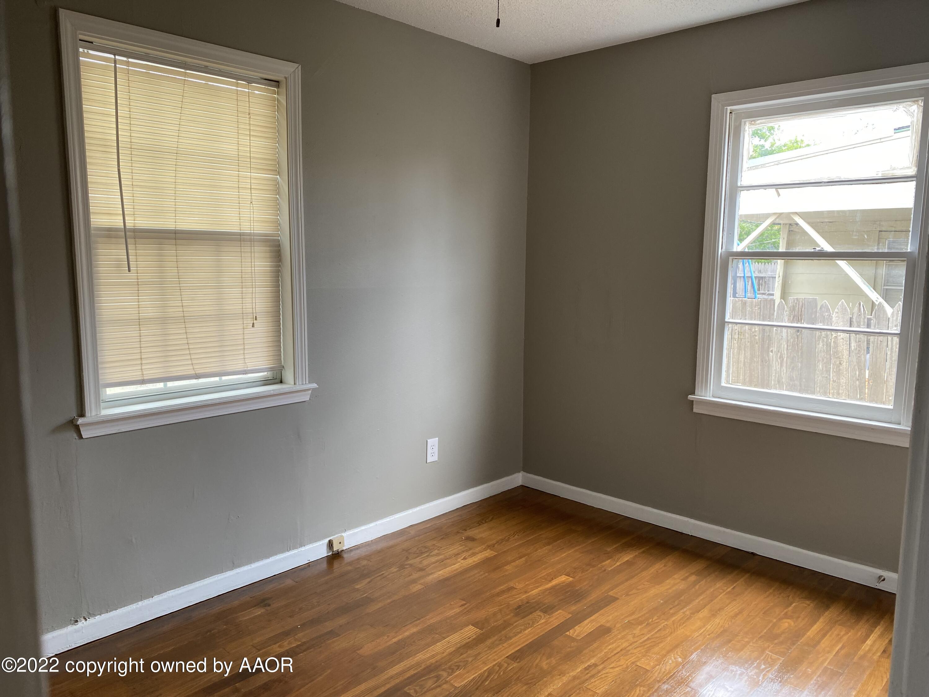 4609 South Ong Street Amarillo, TX 79110 - Photo 5 of 7 IMG_9916