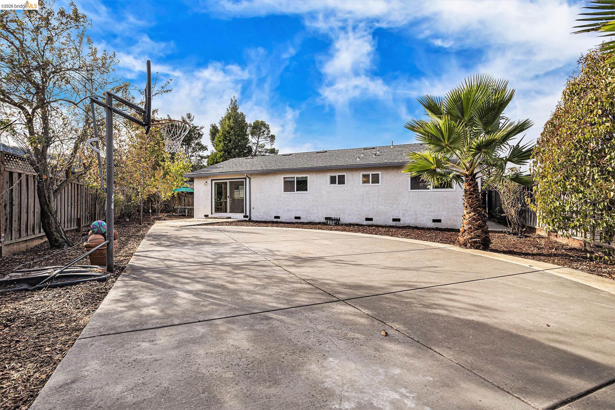 25 Marilyn Place San Ramon, CA 94583 - Photo 18 of 24 a view of a house with a yard