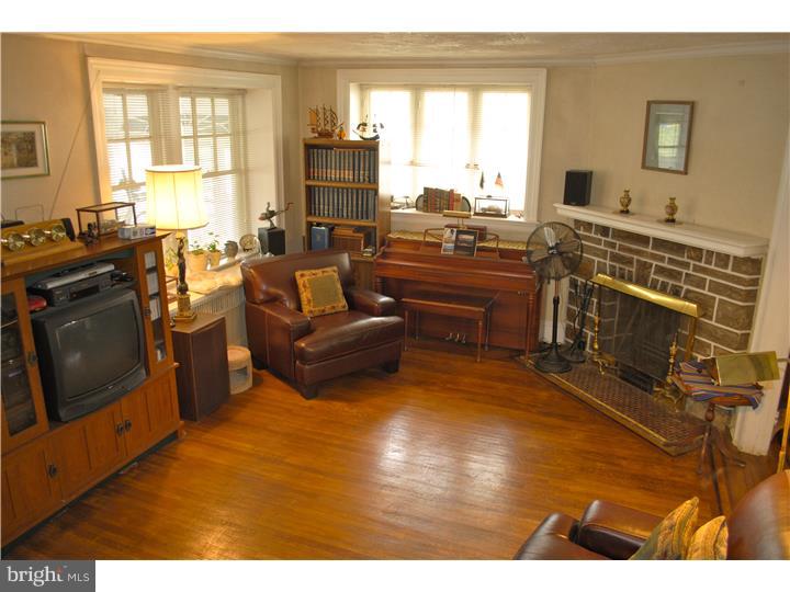 826 East Rittenhouse Street Philadelphia, PA 19138 - Photo 5 of 25 Gallery Image 5