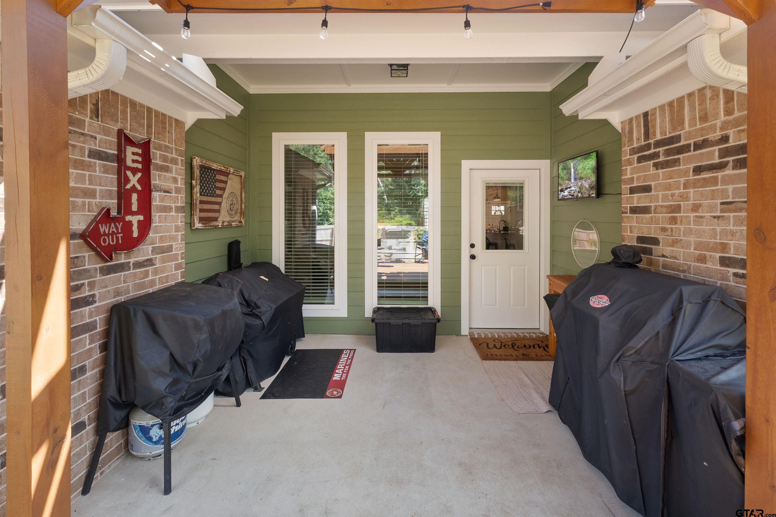 16210 Crossing Circle Lindale, TX 75771 - Photo 14 of 30