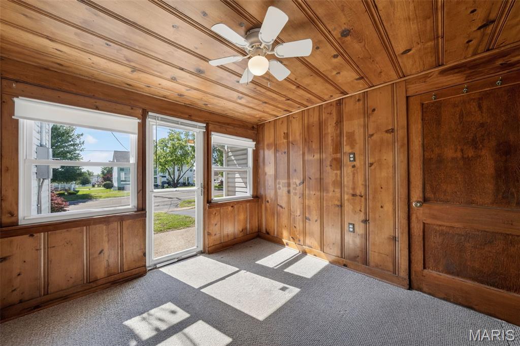 3909 Shackelford Road Florissant, MO 63034 - Photo 24 of 44