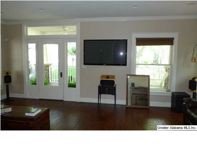 923 Irving Road Birmingham, AL 35209 - Photo 4 of 19